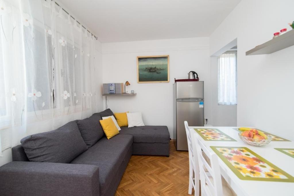 Apartments Natasa 苏佩塔尔 外观 照片