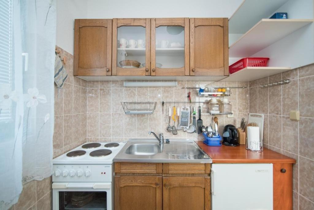 Apartments Natasa 苏佩塔尔 外观 照片