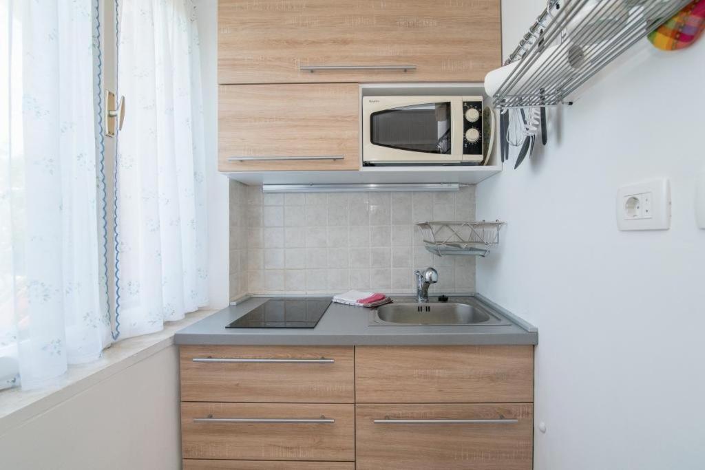 Apartments Natasa 苏佩塔尔 外观 照片