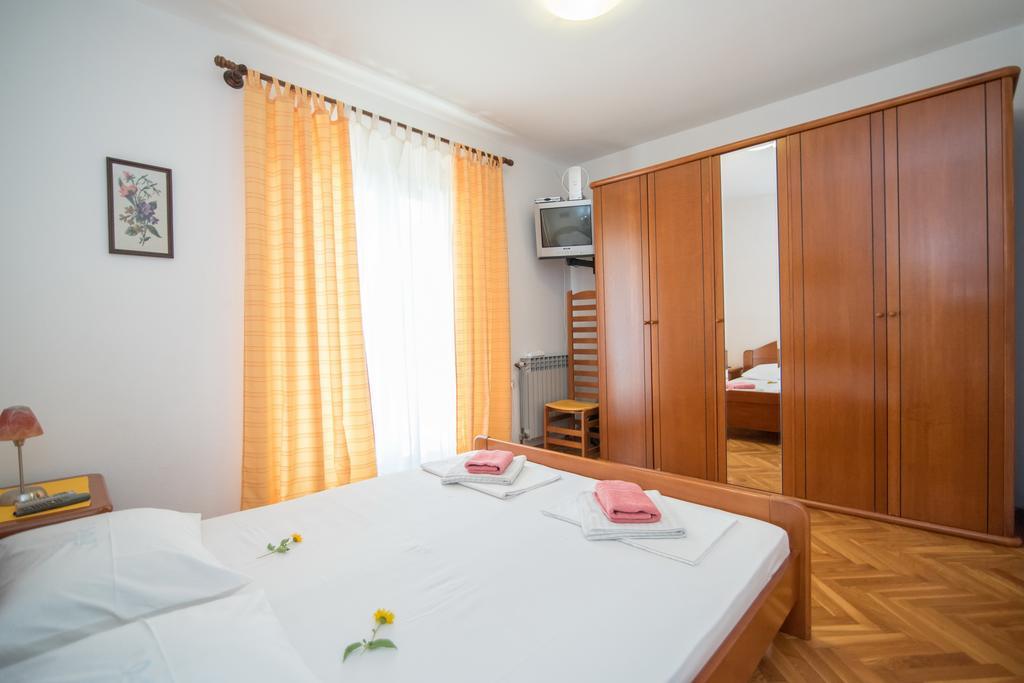Apartments Natasa 苏佩塔尔 外观 照片