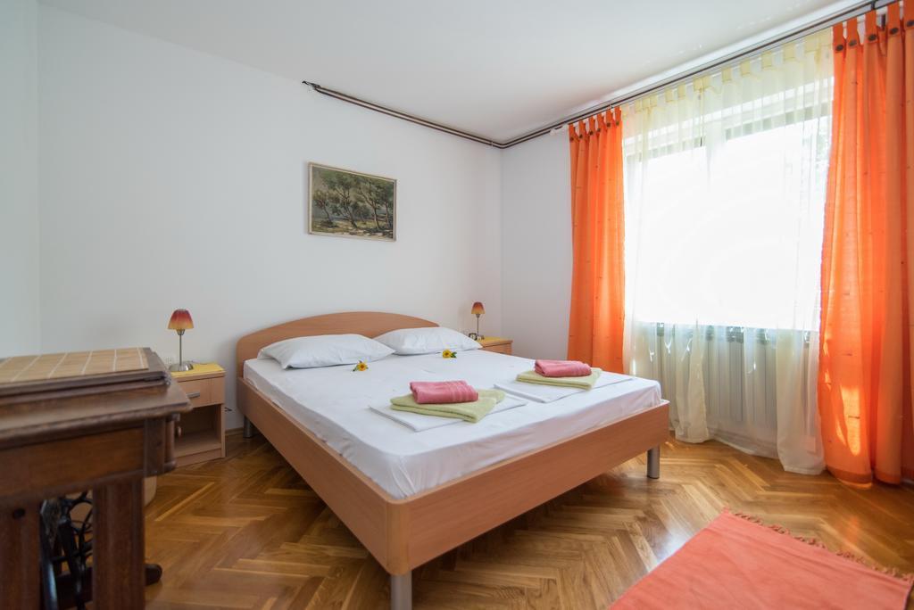 Apartments Natasa 苏佩塔尔 外观 照片